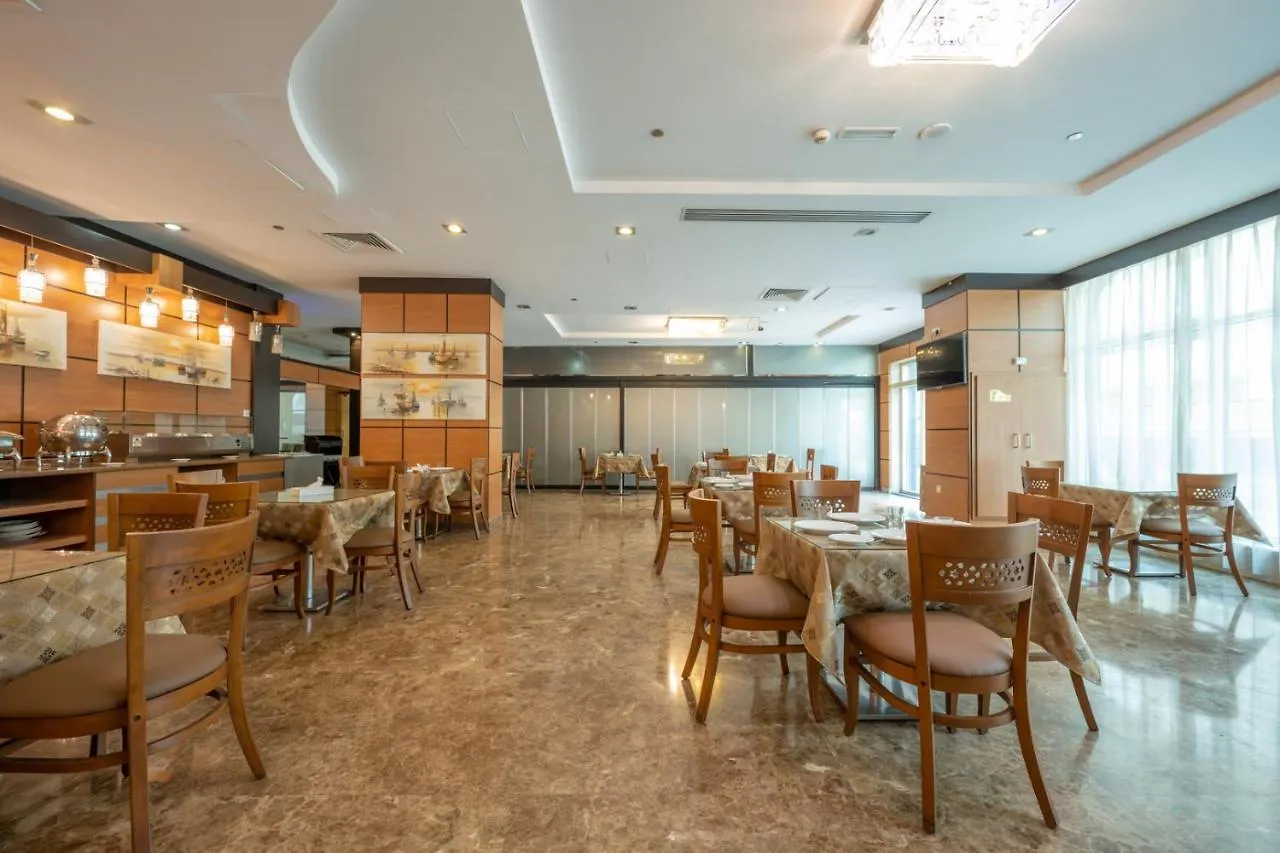 Pearl Swiss Hotel Dubai 4*,
